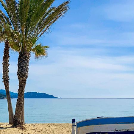 Select'Sohome - Appartement Pour 4 Personnes Avec Vue Mer A Saint-Clair ! - Zadig Le Lavandou Luaran gambar