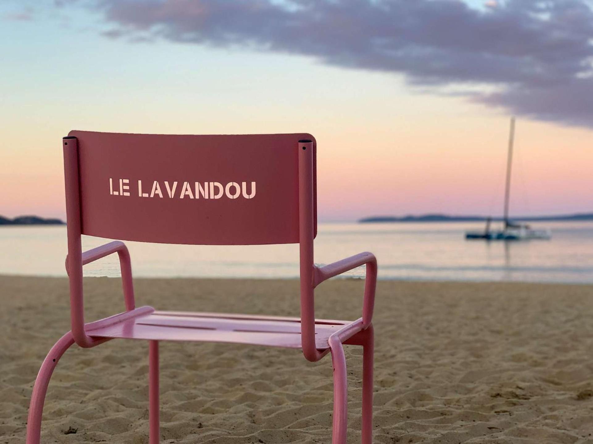 Select'Sohome - Appartement Pour 4 Personnes Avec Vue Mer A Saint-Clair ! - Zadig Le Lavandou Luaran gambar